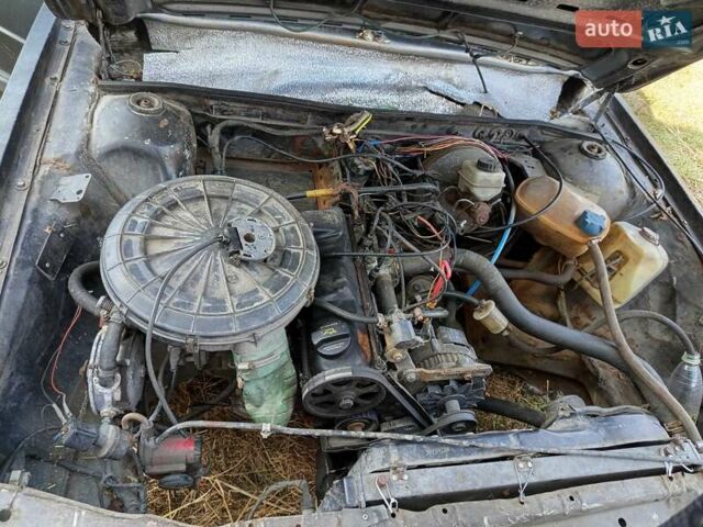 Черный Фольксваген Пассат, объемом двигателя 1.8 л и пробегом 100 тыс. км за 240 $, фото 4 на Automoto.ua