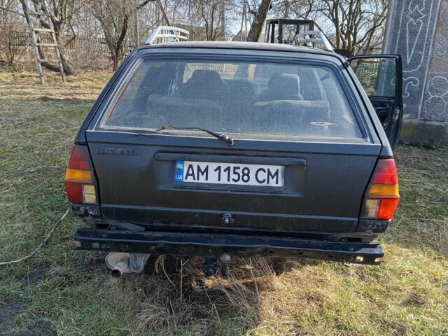 Черный Фольксваген Пассат, объемом двигателя 1.8 л и пробегом 100 тыс. км за 240 $, фото 3 на Automoto.ua