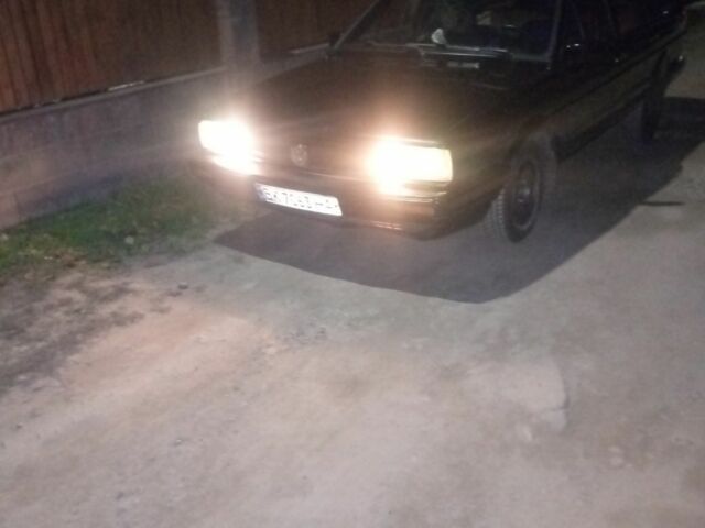 Черный Фольксваген Пассат, объемом двигателя 1 л и пробегом 2 тыс. км за 2000 $, фото 5 на Automoto.ua