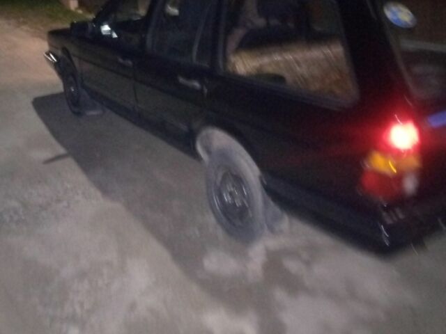 Черный Фольксваген Пассат, объемом двигателя 1 л и пробегом 2 тыс. км за 2000 $, фото 6 на Automoto.ua