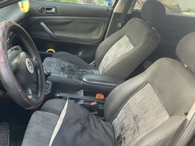 Черный Фольксваген Пассат, объемом двигателя 1.9 л и пробегом 3 тыс. км за 2500 $, фото 4 на Automoto.ua