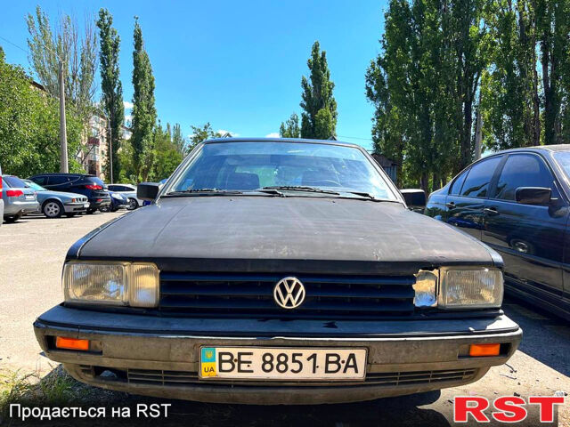 Чорний Фольксваген Пассат, об'ємом двигуна 1.8 л та пробігом 491 тис. км за 500 $, фото 1 на Automoto.ua