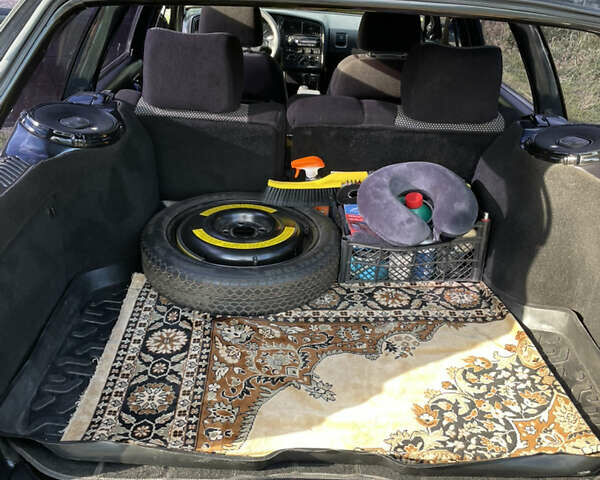 Черный Фольксваген Пассат, объемом двигателя 1.8 л и пробегом 133 тыс. км за 2500 $, фото 7 на Automoto.ua