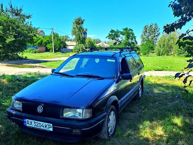 Черный Фольксваген Пассат, объемом двигателя 2 л и пробегом 560 тыс. км за 2000 $, фото 4 на Automoto.ua