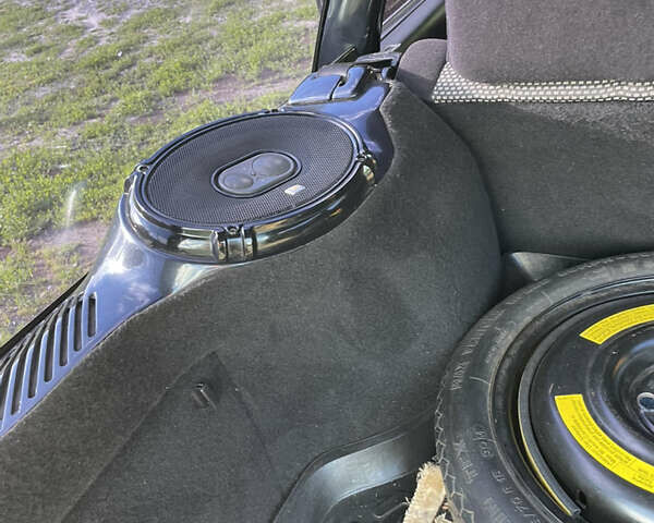 Черный Фольксваген Пассат, объемом двигателя 1.8 л и пробегом 133 тыс. км за 2500 $, фото 9 на Automoto.ua