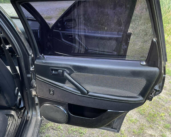 Черный Фольксваген Пассат, объемом двигателя 1.8 л и пробегом 133 тыс. км за 2500 $, фото 14 на Automoto.ua