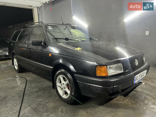 Черный Фольксваген Пассат, объемом двигателя 1.8 л и пробегом 400 тыс. км за 1599 $, фото 2 на Automoto.ua