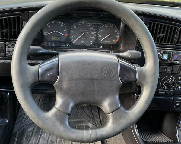 Черный Фольксваген Пассат, объемом двигателя 1.8 л и пробегом 133 тыс. км за 2500 $, фото 5 на Automoto.ua