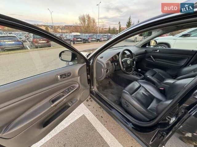 Черный Фольксваген Пассат, объемом двигателя 1.9 л и пробегом 230 тыс. км за 1150 $, фото 9 на Automoto.ua