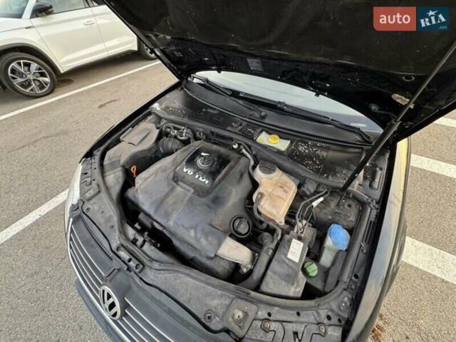 Черный Фольксваген Пассат, объемом двигателя 1.9 л и пробегом 230 тыс. км за 1150 $, фото 27 на Automoto.ua