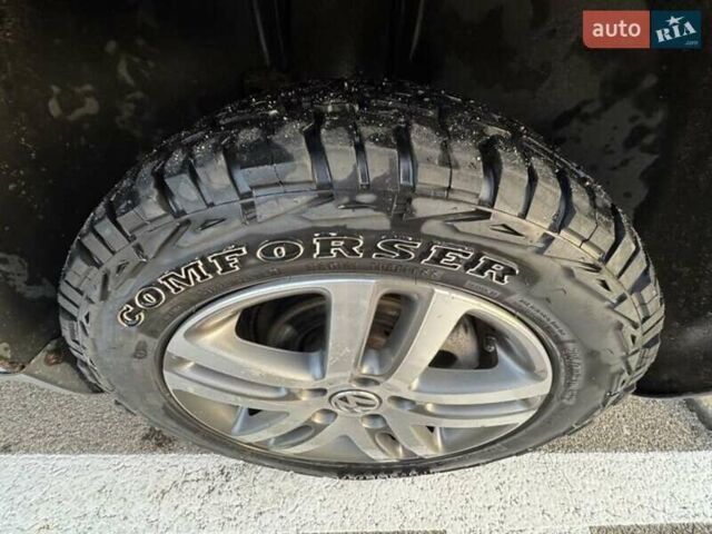 Черный Фольксваген Пассат, объемом двигателя 1.9 л и пробегом 230 тыс. км за 1150 $, фото 19 на Automoto.ua