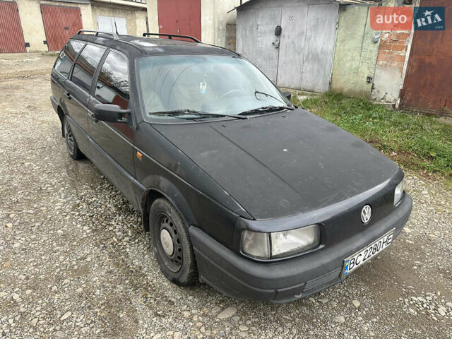 Черный Фольксваген Пассат, объемом двигателя 1.6 л и пробегом 320 тыс. км за 1499 $, фото 7 на Automoto.ua