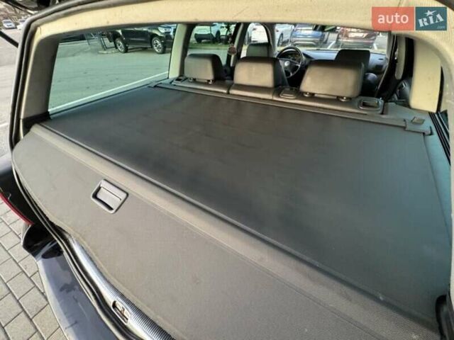 Черный Фольксваген Пассат, объемом двигателя 1.9 л и пробегом 230 тыс. км за 1150 $, фото 25 на Automoto.ua