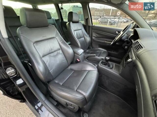 Черный Фольксваген Пассат, объемом двигателя 1.9 л и пробегом 230 тыс. км за 1150 $, фото 16 на Automoto.ua