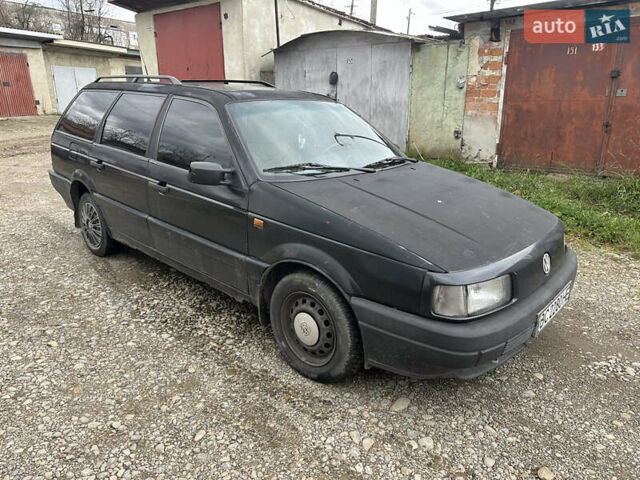 Черный Фольксваген Пассат, объемом двигателя 1.6 л и пробегом 320 тыс. км за 1499 $, фото 8 на Automoto.ua