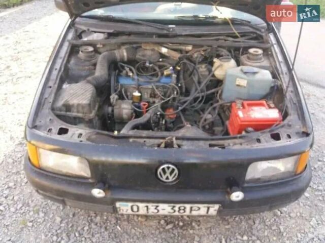 Черный Фольксваген Пассат, объемом двигателя 1.8 л и пробегом 435 тыс. км за 1900 $, фото 5 на Automoto.ua