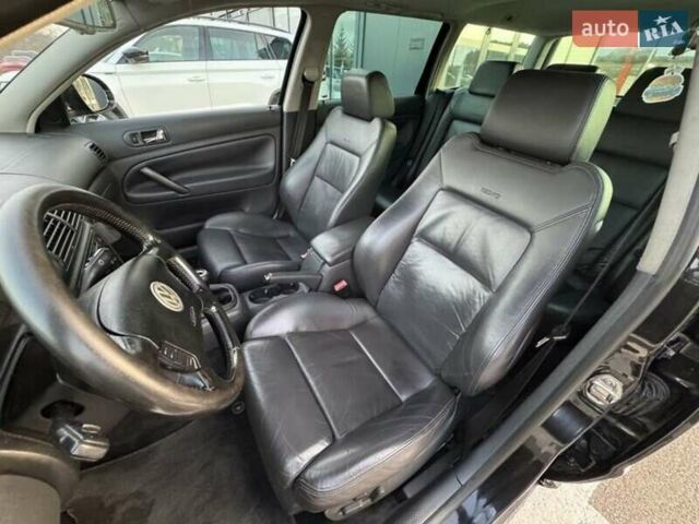 Черный Фольксваген Пассат, объемом двигателя 1.9 л и пробегом 230 тыс. км за 1150 $, фото 6 на Automoto.ua