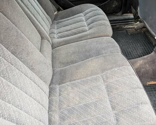 Чорний Фольксваген Пассат, об'ємом двигуна 2 л та пробігом 338 тис. км за 900 $, фото 7 на Automoto.ua