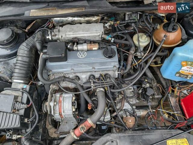 Чорний Фольксваген Пассат, об'ємом двигуна 2 л та пробігом 338 тис. км за 900 $, фото 5 на Automoto.ua