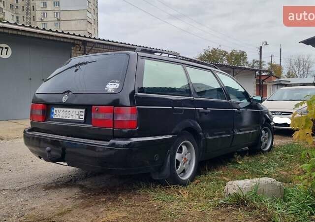 Черный Фольксваген Пассат, объемом двигателя 1.98 л и пробегом 600 тыс. км за 1650 $, фото 5 на Automoto.ua