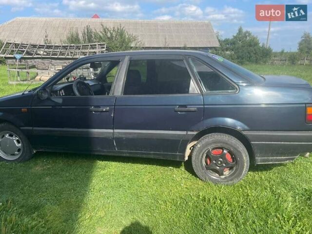 Черный Фольксваген Пассат, объемом двигателя 1.9 л и пробегом 400 тыс. км за 1200 $, фото 2 на Automoto.ua