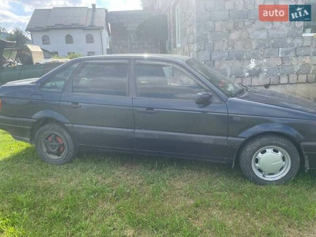 Черный Фольксваген Пассат, объемом двигателя 1.9 л и пробегом 400 тыс. км за 1200 $, фото 1 на Automoto.ua