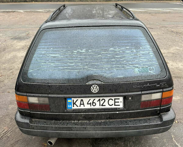 Черный Фольксваген Пассат, объемом двигателя 1.8 л и пробегом 528 тыс. км за 2650 $, фото 7 на Automoto.ua