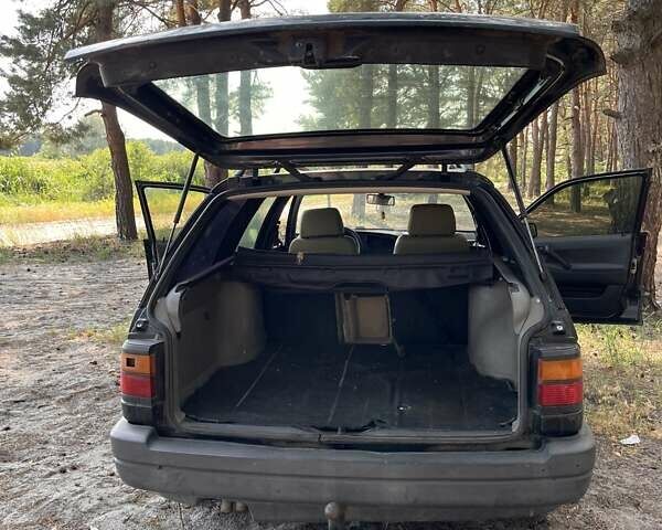 Черный Фольксваген Пассат, объемом двигателя 1.98 л и пробегом 404 тыс. км за 1950 $, фото 7 на Automoto.ua