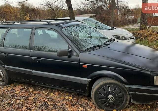 Черный Фольксваген Пассат, объемом двигателя 2 л и пробегом 496 тыс. км за 2000 $, фото 5 на Automoto.ua