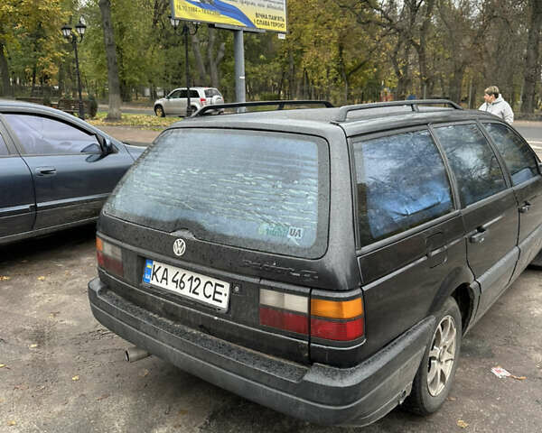 Черный Фольксваген Пассат, объемом двигателя 1.8 л и пробегом 528 тыс. км за 2650 $, фото 5 на Automoto.ua