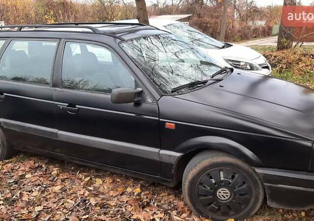 Черный Фольксваген Пассат, объемом двигателя 2 л и пробегом 496 тыс. км за 2000 $, фото 12 на Automoto.ua