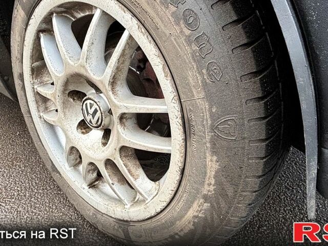 Чорний Фольксваген Пассат, об'ємом двигуна 2.8 л та пробігом 380 тис. км за 2200 $, фото 9 на Automoto.ua