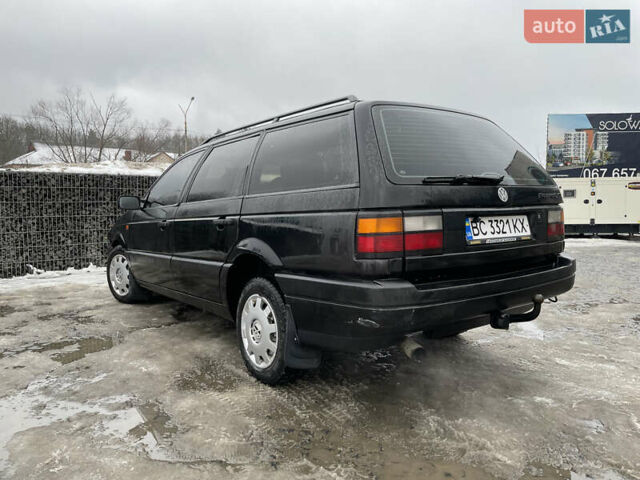 Чорний Фольксваген Пассат, об'ємом двигуна 2 л та пробігом 292 тис. км за 3000 $, фото 2 на Automoto.ua