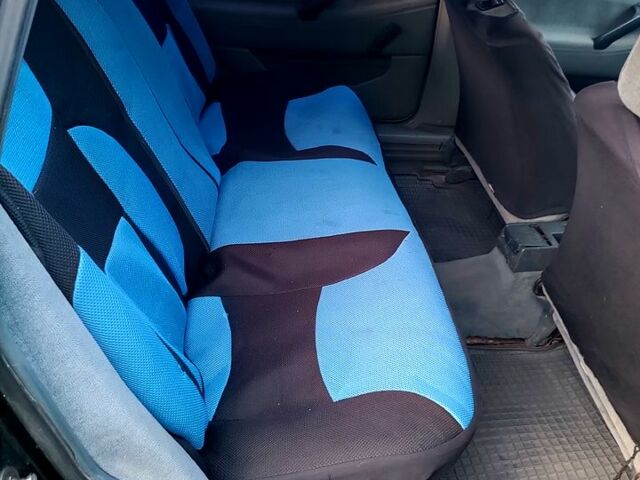 Черный Фольксваген Пассат, объемом двигателя 1.9 л и пробегом 569 тыс. км за 1500 $, фото 3 на Automoto.ua