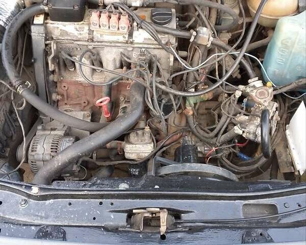 Черный Фольксваген Пассат, объемом двигателя 1.98 л и пробегом 89 тыс. км за 1699 $, фото 2 на Automoto.ua