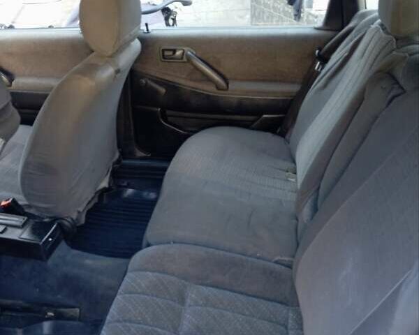 Черный Фольксваген Пассат, объемом двигателя 1.78 л и пробегом 280 тыс. км за 1800 $, фото 2 на Automoto.ua