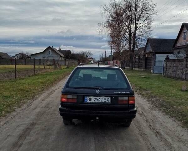 Черный Фольксваген Пассат, объемом двигателя 1.98 л и пробегом 89 тыс. км за 1699 $, фото 13 на Automoto.ua