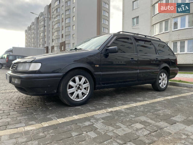 Чорний Фольксваген Пассат, об'ємом двигуна 1.8 л та пробігом 415 тис. км за 2299 $, фото 17 на Automoto.ua