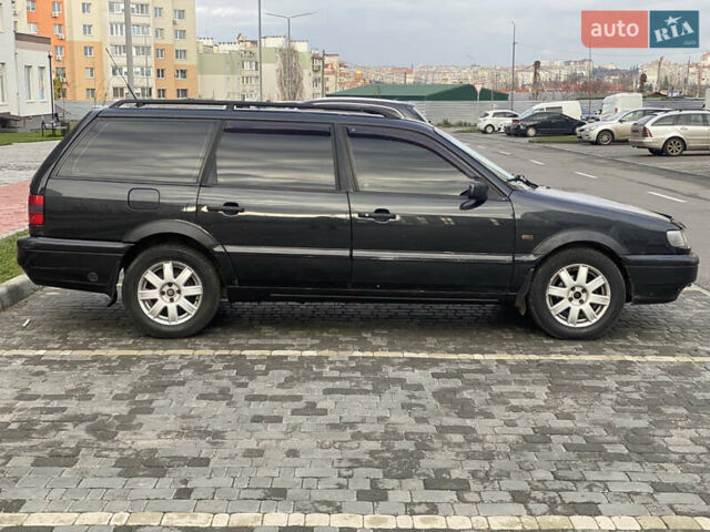 Чорний Фольксваген Пассат, об'ємом двигуна 1.8 л та пробігом 415 тис. км за 2299 $, фото 13 на Automoto.ua