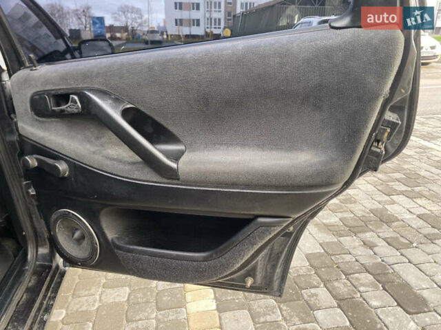 Чорний Фольксваген Пассат, об'ємом двигуна 1.8 л та пробігом 415 тис. км за 2299 $, фото 35 на Automoto.ua