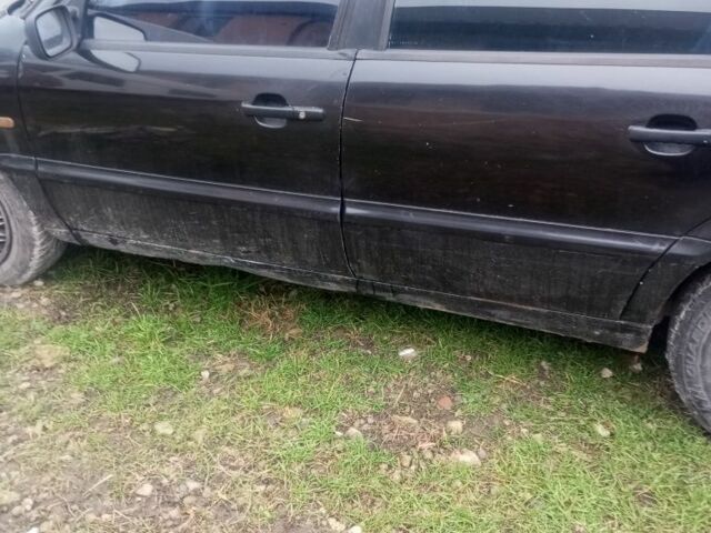 Чорний Фольксваген Пассат, об'ємом двигуна 2 л та пробігом 3 тис. км за 1100 $, фото 1 на Automoto.ua