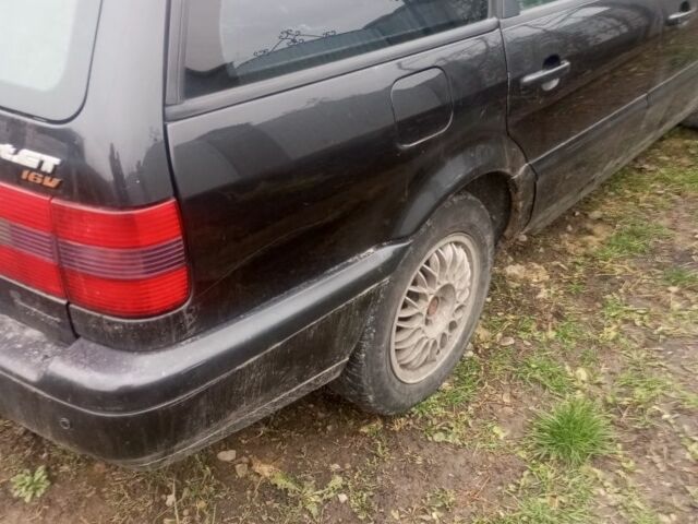 Чорний Фольксваген Пассат, об'ємом двигуна 2 л та пробігом 3 тис. км за 1100 $, фото 4 на Automoto.ua