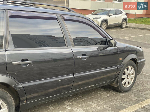 Чорний Фольксваген Пассат, об'ємом двигуна 1.8 л та пробігом 415 тис. км за 2299 $, фото 14 на Automoto.ua