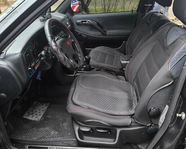 Чорний Фольксваген Пассат, об'ємом двигуна 1.98 л та пробігом 300 тис. км за 2800 $, фото 8 на Automoto.ua