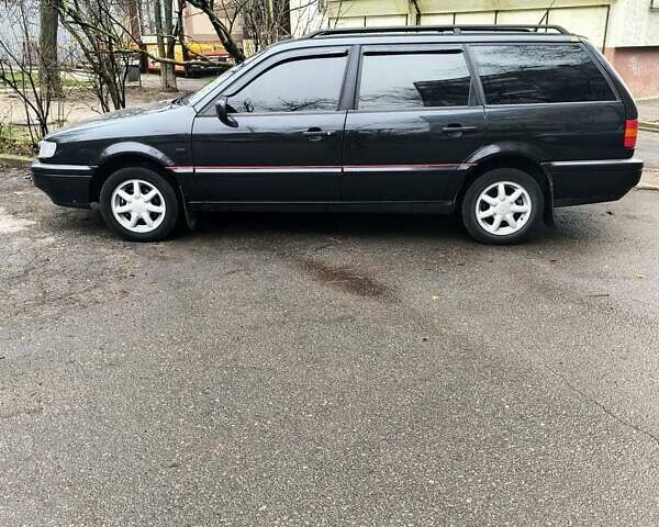 Чорний Фольксваген Пассат, об'ємом двигуна 1.98 л та пробігом 300 тис. км за 2800 $, фото 22 на Automoto.ua