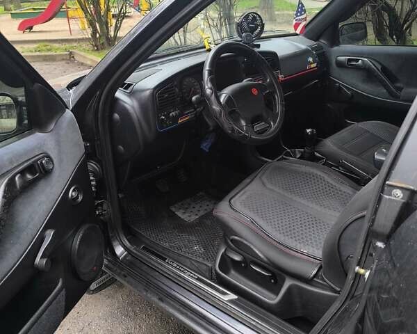 Чорний Фольксваген Пассат, об'ємом двигуна 1.98 л та пробігом 300 тис. км за 2800 $, фото 9 на Automoto.ua