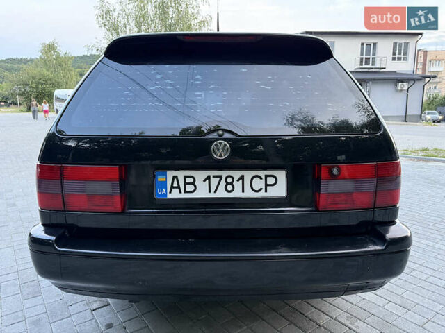 Черный Фольксваген Пассат, объемом двигателя 2.8 л и пробегом 274 тыс. км за 2500 $, фото 6 на Automoto.ua