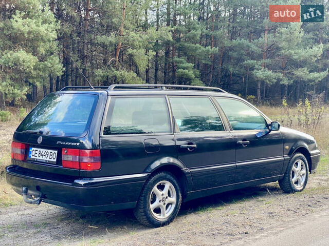 Черный Фольксваген Пассат, объемом двигателя 2 л и пробегом 330 тыс. км за 3550 $, фото 12 на Automoto.ua