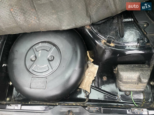 Черный Фольксваген Пассат, объемом двигателя 2 л и пробегом 330 тыс. км за 3550 $, фото 44 на Automoto.ua