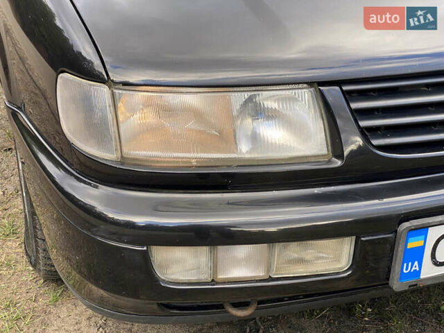 Черный Фольксваген Пассат, объемом двигателя 2 л и пробегом 330 тыс. км за 3550 $, фото 45 на Automoto.ua